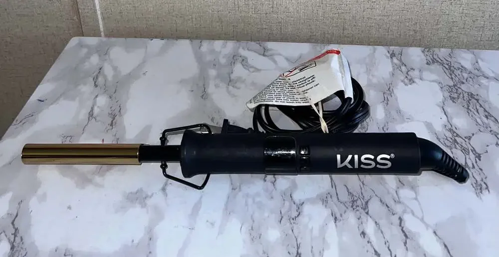 KISS Professional LED Display Gold Ceramic Pressing Comb